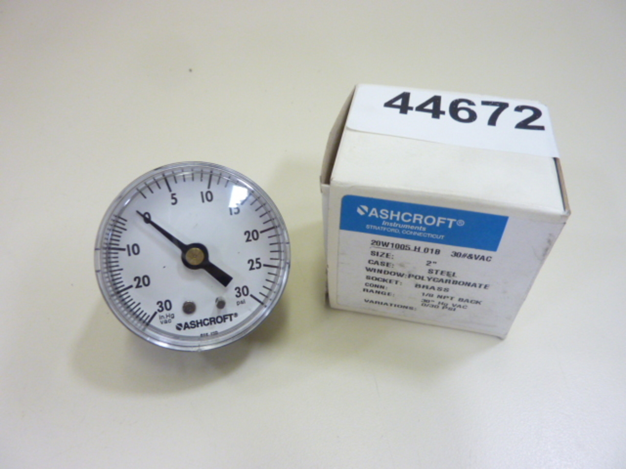 Ashcroft 25-1009-SW-02L-300# Duralife 2-1/2in 1/4in 0-300psi Npt Pressure Gauge 