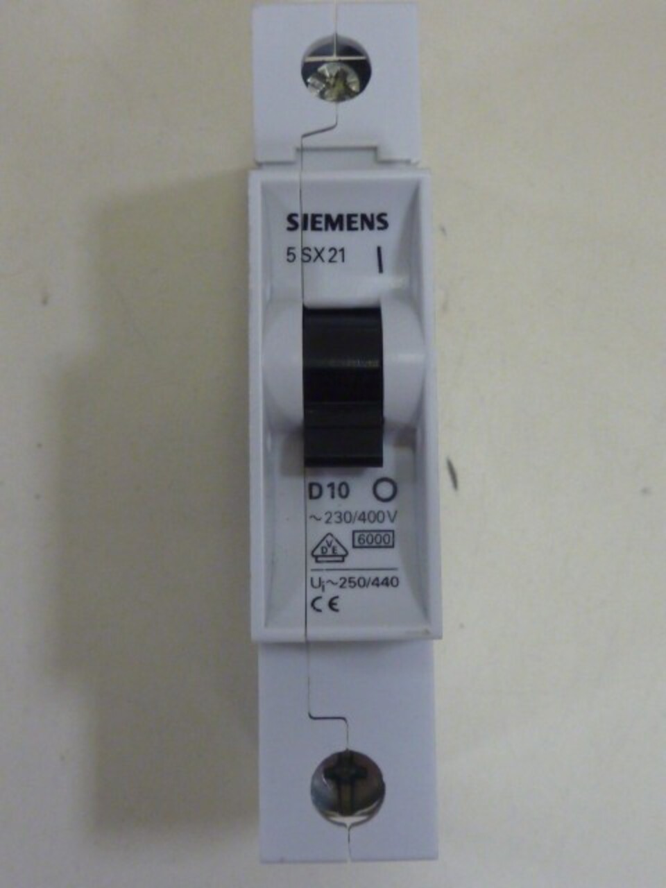 Siemens 5SX21 20 Amp Type B Circuit Breaker MCB