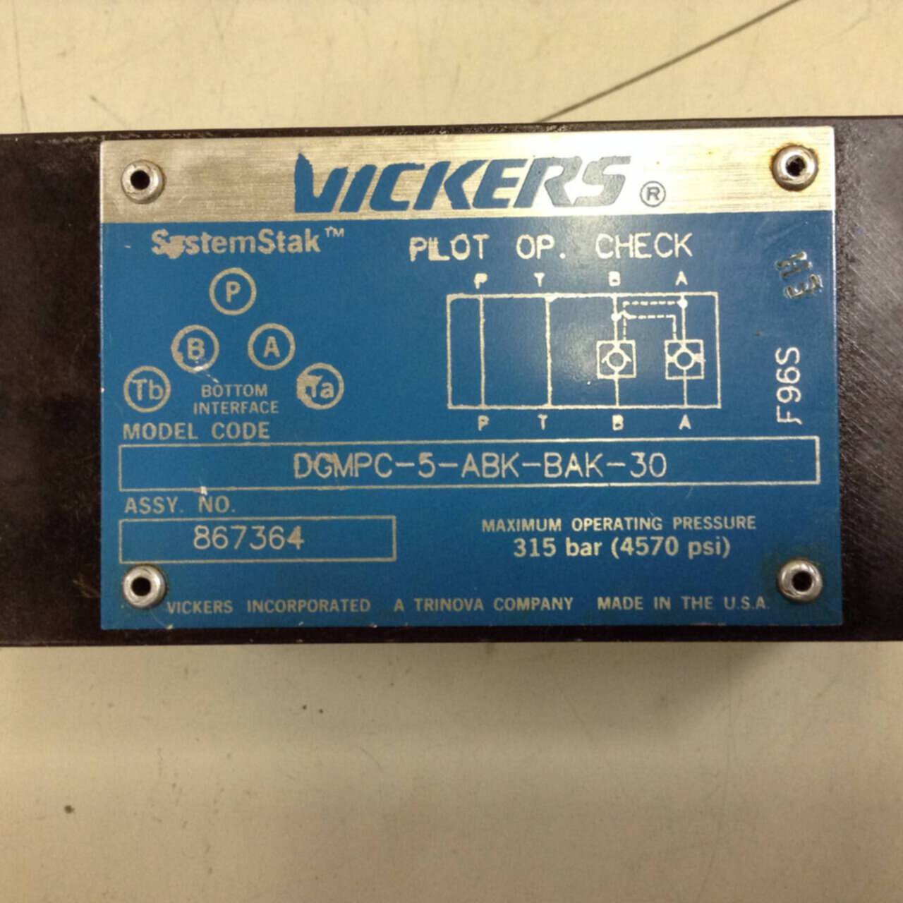 VICKERS Pilot Check Valve DGMPC-5-ABK-BAK-30 315 Bar 4570 psi 867364 